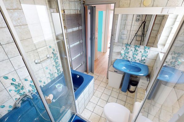 Hertog Albrechtstraat 24, BOVENKARSPEL