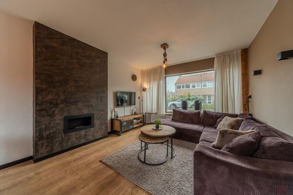 Van Eckstraat 25, WIERINGERWERF