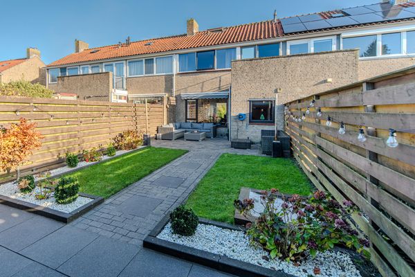 Van Eckstraat 25, WIERINGERWERF