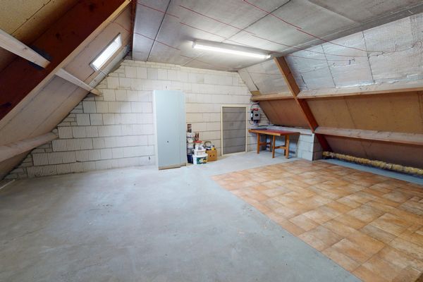 Kweekwal 10, ENKHUIZEN