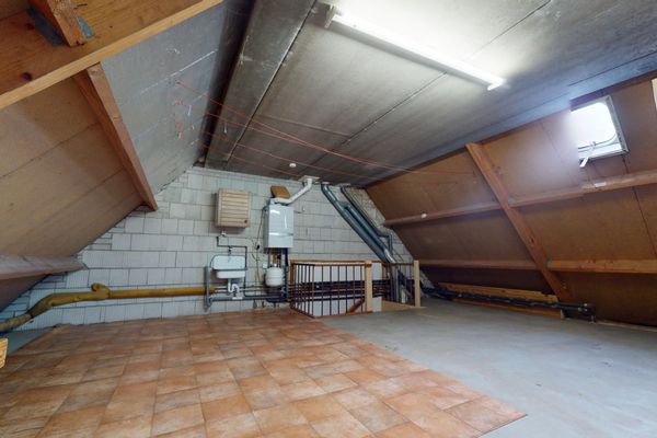 Kweekwal 10, ENKHUIZEN