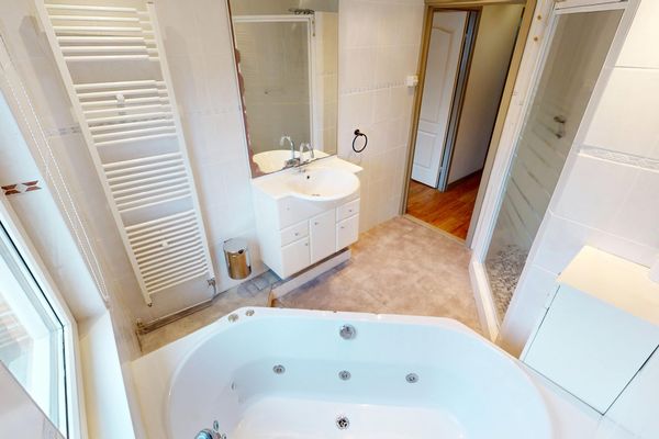 Bourgondiëweg 222, BOVENKARSPEL