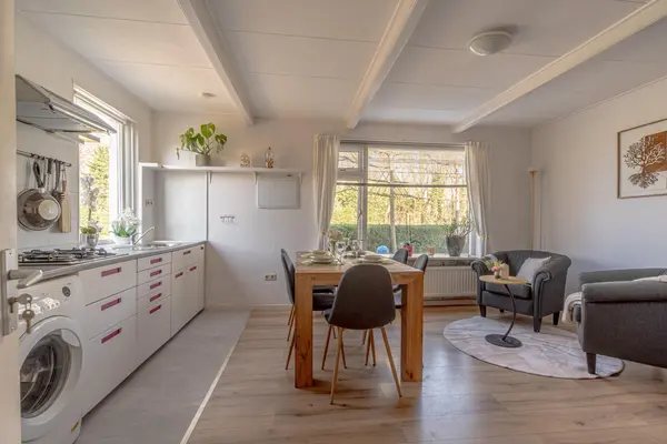 De Hout 31, HEM