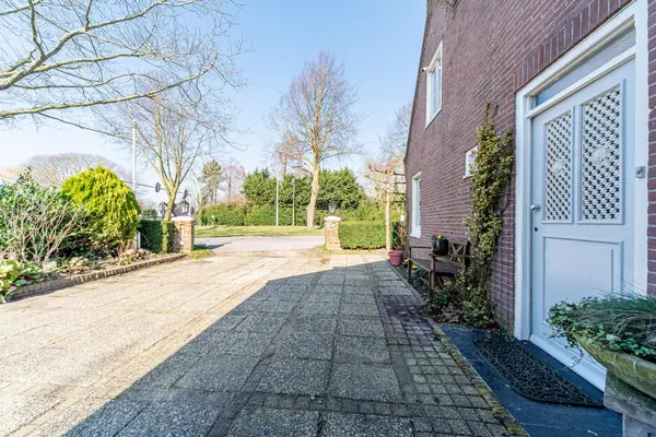 De Hout 31, HEM