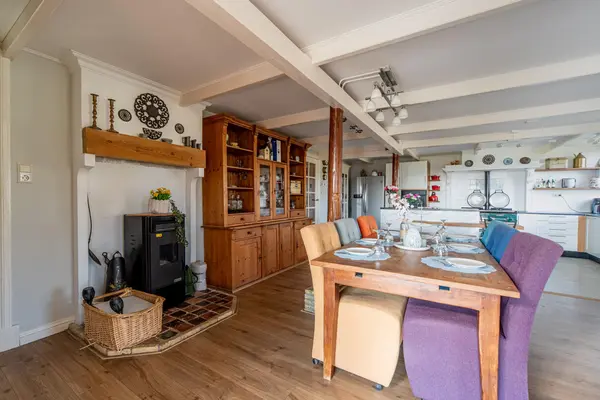 De Hout 31, HEM