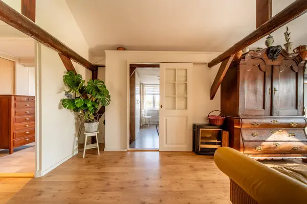 De Hout 31, HEM