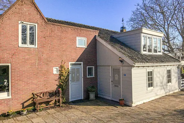 De Hout 31, HEM