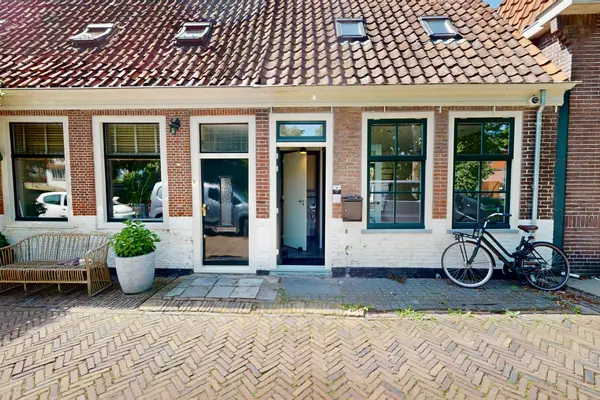 Oude Gracht 7, ENKHUIZEN