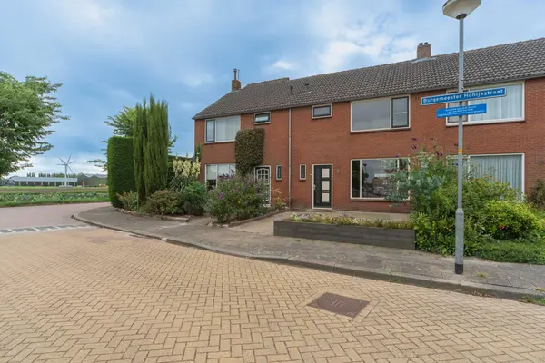 Burgemeester Honijkstr 7