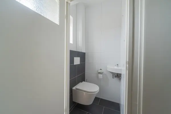 Burgemeester Honijkstr 7, VENHUIZEN