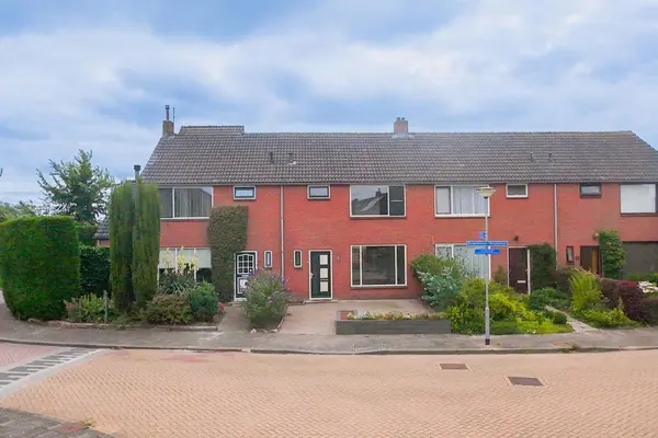 Burgemeester Honijkstr 7, VENHUIZEN