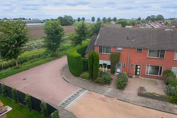 Burgemeester Honijkstr 7, VENHUIZEN