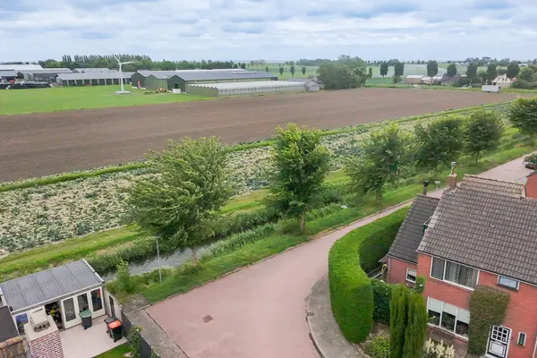 Burgemeester Honijkstr 7, VENHUIZEN