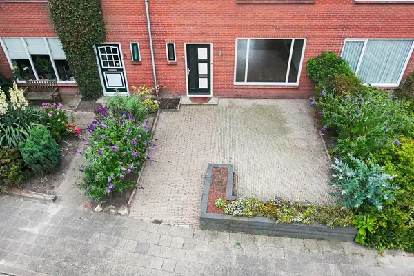 Burgemeester Honijkstr 7, VENHUIZEN