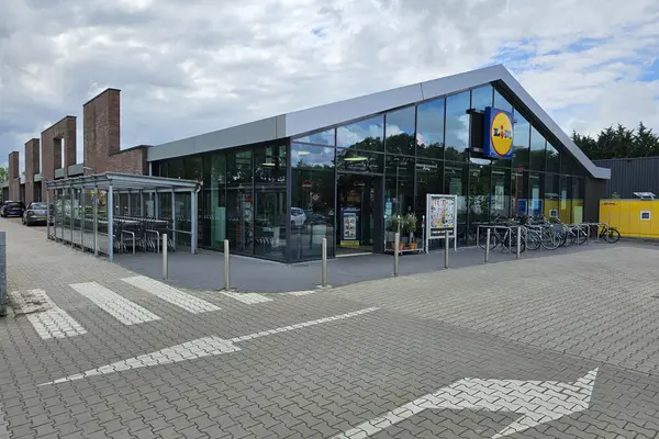 Artuslaan 1, ANDIJK