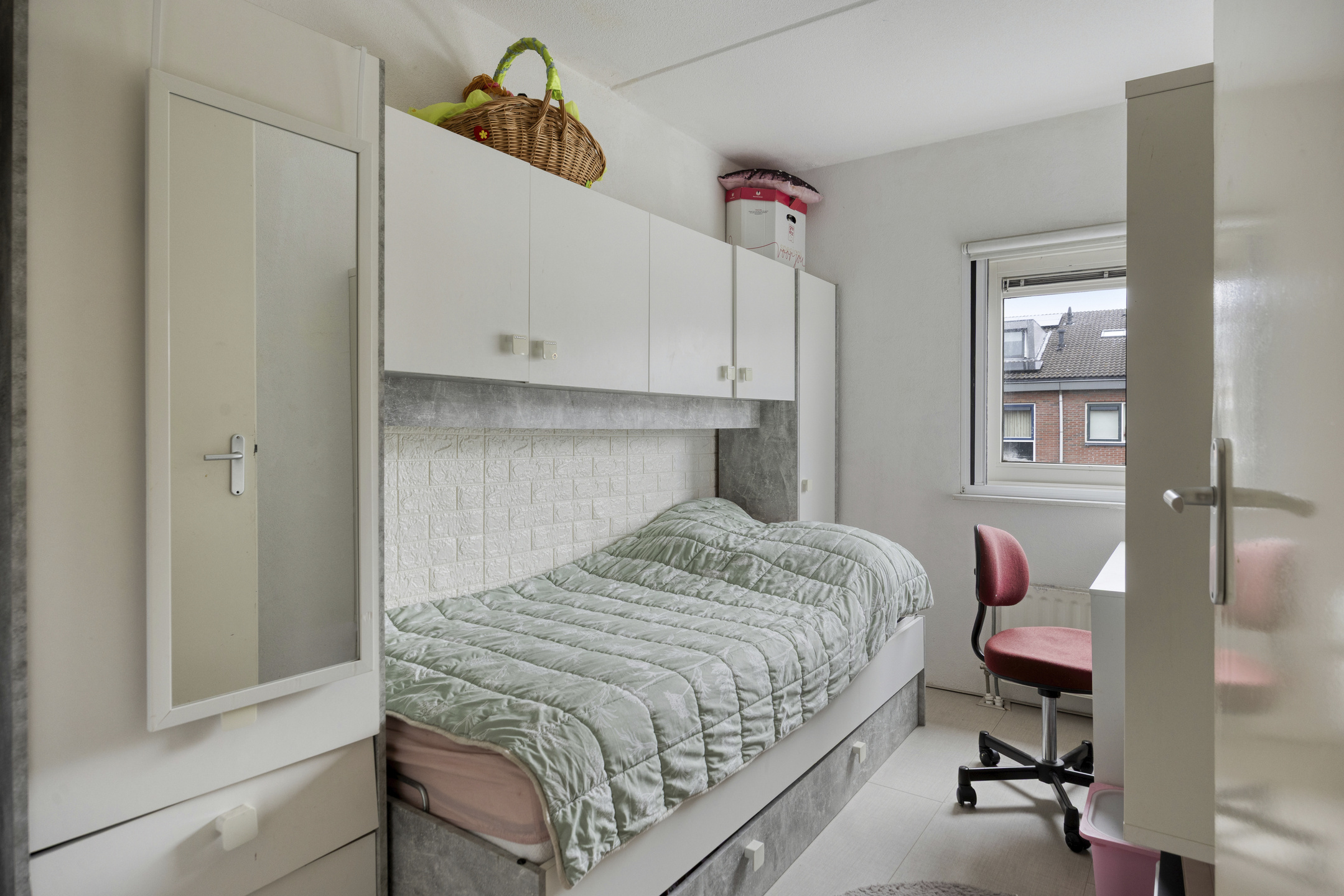 Tussenwoning te koop: Zijpenberg 20, De Meern