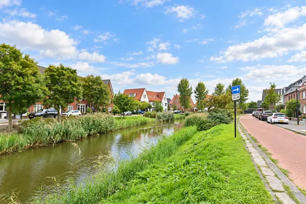 Hunsingosingel 24, Den Haag