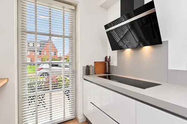Hunsingosingel 24, Den Haag