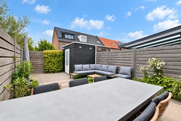 Hunsingosingel 24, Den Haag