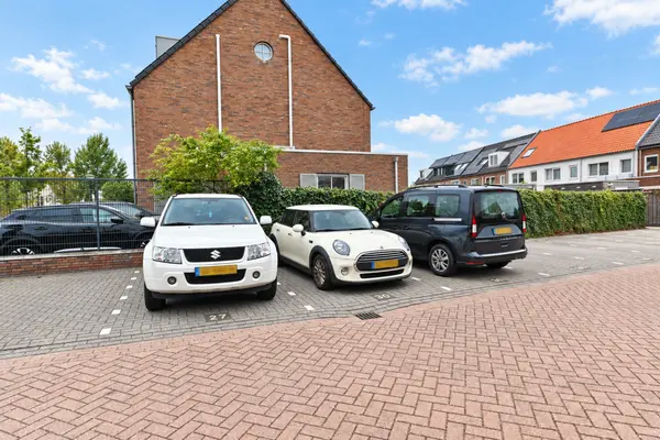 Hunsingosingel 24, Den Haag