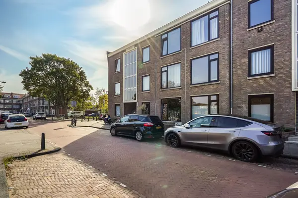 Baambruggestraat 101, Den Haag