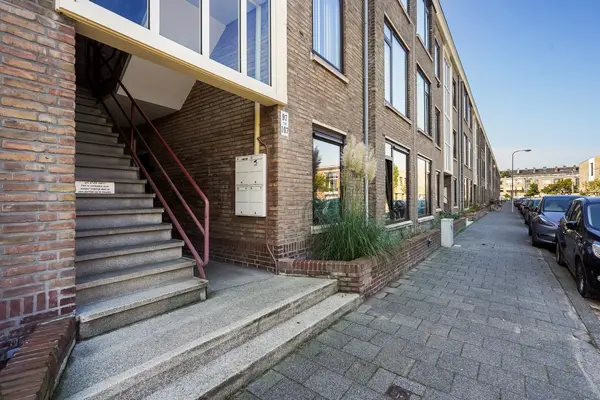 Baambruggestraat 101, Den Haag