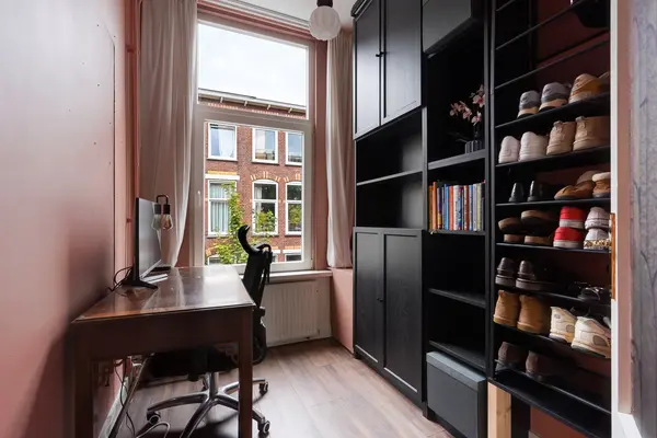 Govert Bidloostraat 126, Den Haag