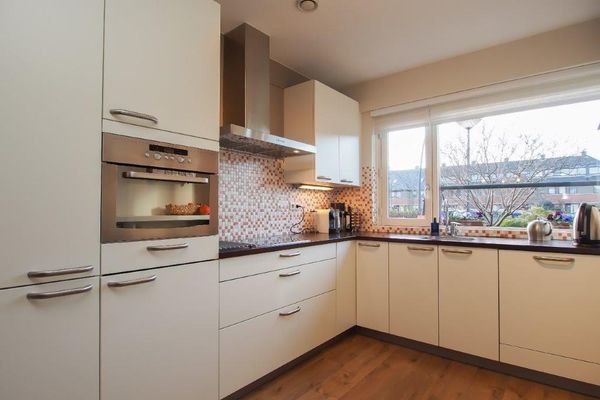 Laan van Wateringse Veld 966, Den Haag