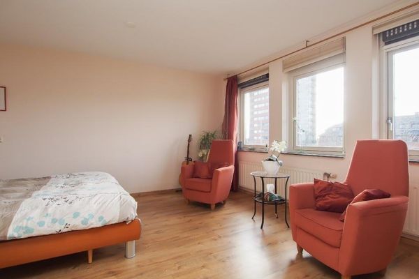 Laan van Wateringse Veld 966, Den Haag