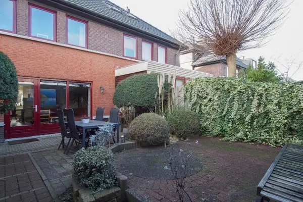 Laan van Wateringse Veld 966, Den Haag