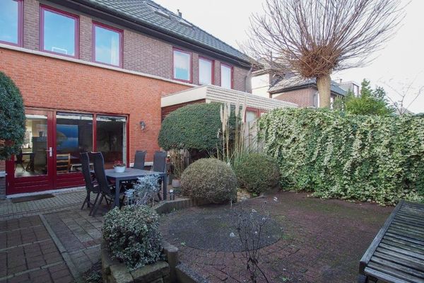 Laan van Wateringse Veld 966, Den Haag