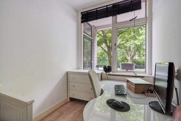 Wolvenrade 145, Den Haag