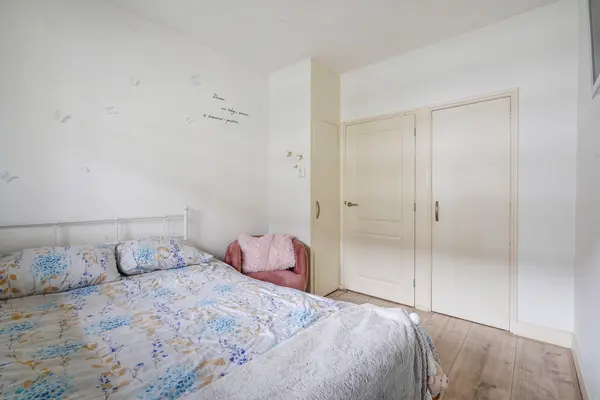 Wolvenrade 145, Den Haag