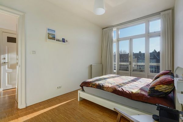 Groot Hertoginnelaan 142A, Den Haag