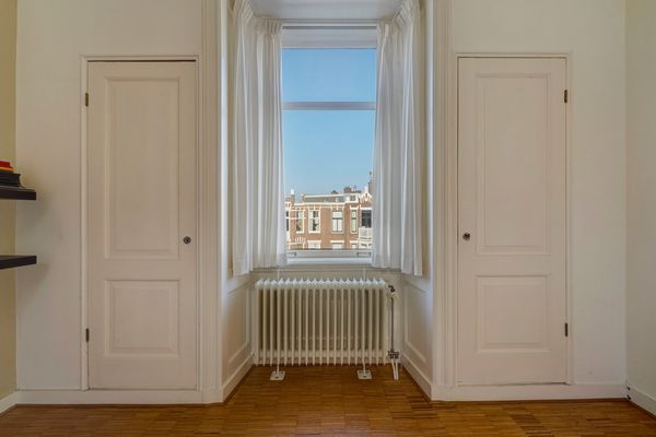 Groot Hertoginnelaan 142A, Den Haag