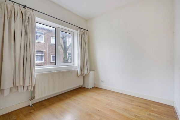 Spaarnedwarsstraat 7, Den Haag