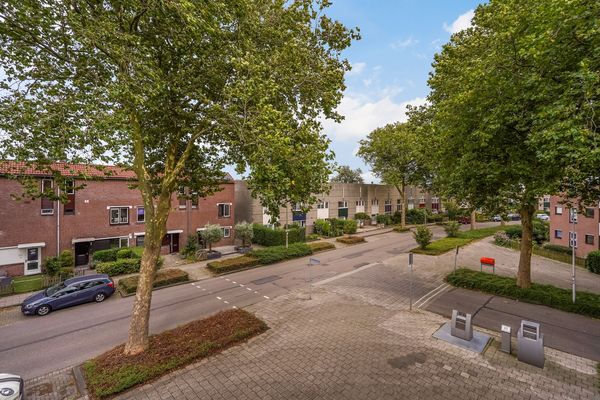 Kalverweide 11, Zoetermeer