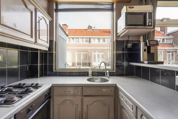 Burgersdijkstraat 94, Den Haag