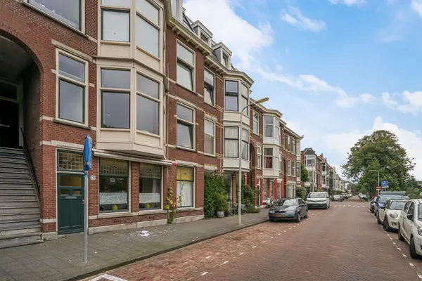 Valkenboskade 81, Den Haag