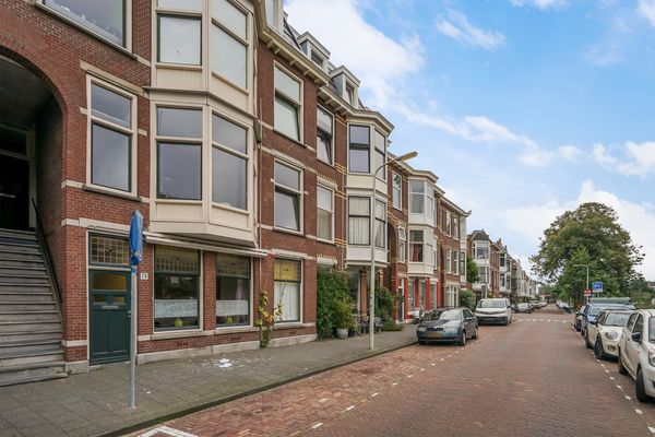 Valkenboskade 81, Den Haag