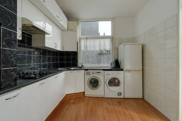 Valkenboskade 81, Den Haag