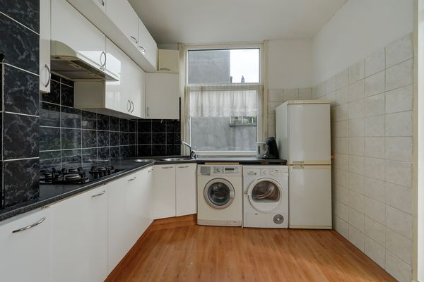 Valkenboskade 81, Den Haag