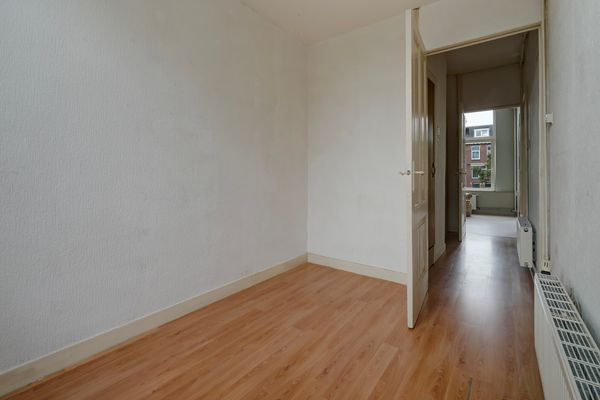 Valkenboskade 81, Den Haag