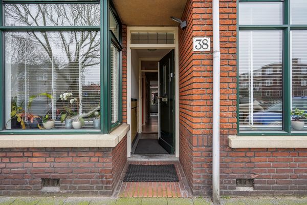 Benschoplaan 38, Den Haag