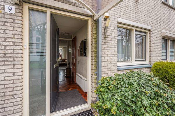 Cannenburglaan 9, Den Haag