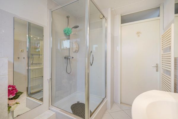 Cannenburglaan 9, Den Haag