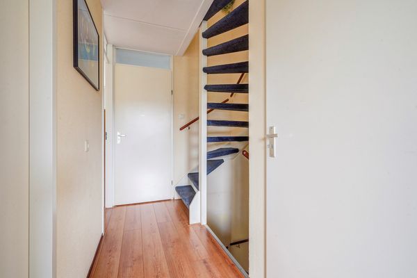 Cannenburglaan 9, Den Haag