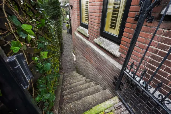 Hasseltsestraat 4, Den Haag