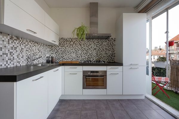 Veenendaalkade 379, Den Haag