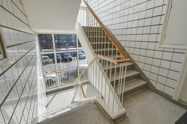 Veenendaalkade 379, Den Haag
